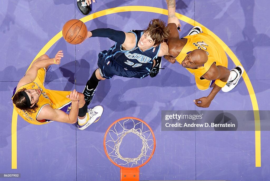 Utah Jazz v Los Angeles Lakers