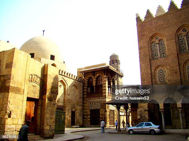 old school in elmoeez st. - hussein52 stock pictures, royalty-free photos & images