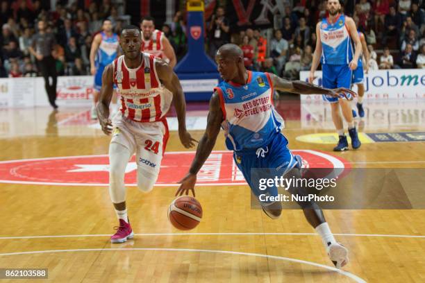 Randy Culpepper PALLACANESTRO CANTU' in action during the Italy Lega Basket of Serie A, match between Openjobmetis Varese and Cantu, Italy on 16...