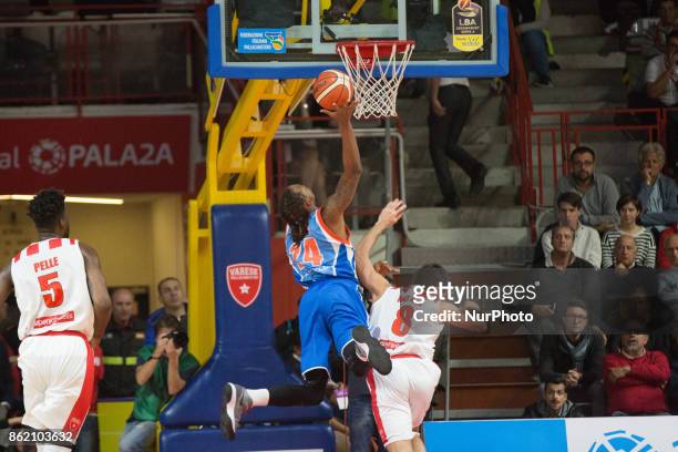 Michael Qualls PALLACANESTRO CANTU' in action during the Italy Lega Basket of Serie A, match between Openjobmetis Varese and Cantu, Italy on 16...