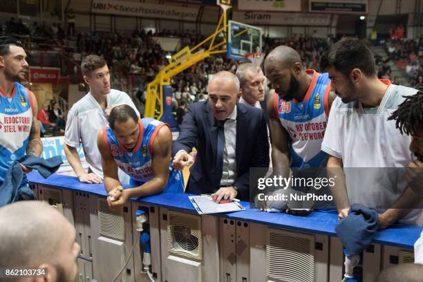 Coach Marco Sodini in action during the Italy Lega Basket of Serie A, match between Openjobmetis Varese and Cantu, Italy on 16 October 2017 in Varese...