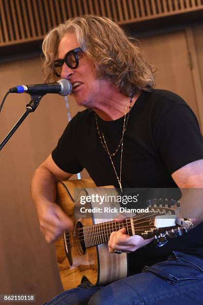 Singer Ed Roland Ed Roland of Collective Soul performs onstage at the Corporate 360 ...