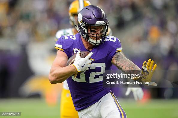 Green Bay Packers v Minnesota Vikings Green Bay Packers v Minnesota Vikings