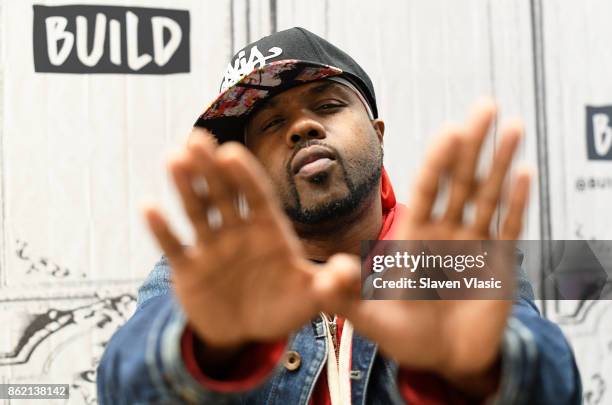 Dj Rza 351 Rza In Studio Stock Photos, High-Res Pictures, and Images - Getty ...
