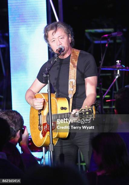 Musician Mark Collie performs onstage at the Buddy Lee Attractions party during the IEBA 2017 Conference on October 16, 2017 in Nashville, Tennessee.