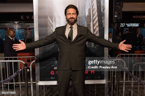 Gerard Butler attends Premiere Of Warner Bros. Pictures' "Geostorm" - Arrivals at TCL Chinese Theatre on October 16, 2017 in Hollywood, California.