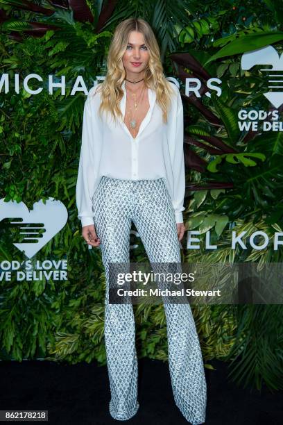 Jessica Hart attends the 11th Annual God's Love We Deliver Golden Heart Awards at Spring Studios on October 16, 2017 in New York City.