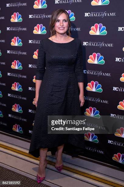 Mariska Hargitay attends the 2017 Broadcasting & Cable Hall Of Fame 27th Anniversary Gala at Grand Hyatt New York on October 16, 2017 in New York...