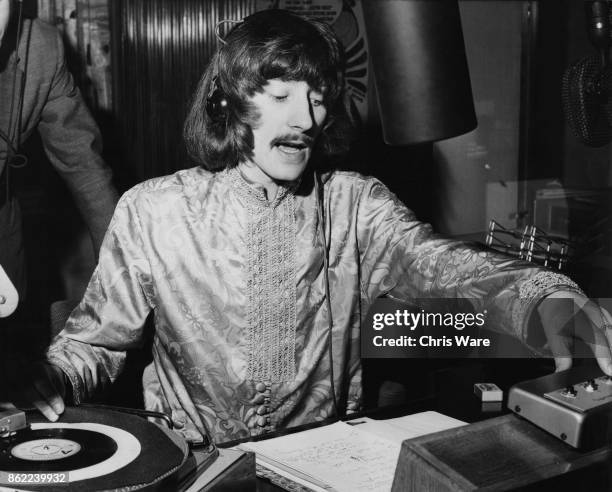 Disc jockey Stuart Henry in the BBC Radio 1 studio, 16th December 1967.