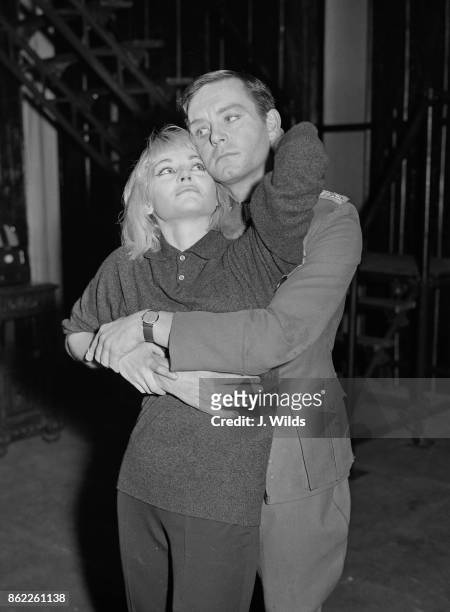 Australian actress Diane Cilento as Leni and actor Kenneth Haigh as Franz during rehearsals for the English Stage Company production of Jean-Paul...