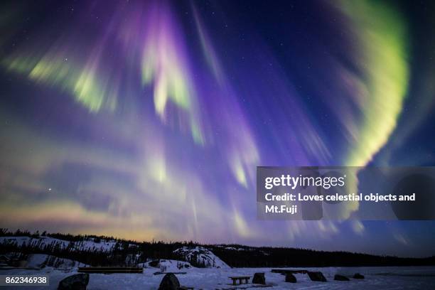 burst - yellowknife canada stockfoto's en -beelden