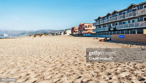 ventura beach front yard for apartments - ventura beach stock pictures, royalty-free photos & images