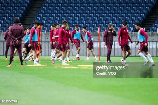 Players of Shanghai SIPG attend a training session ahead of the AFC Champions League semi final second leg match between Urawa Red Diamonds and...