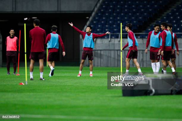 Wu Lei of Shanghai SIPG attends a training session ahead of the AFC Champions League semi final second leg match between Urawa Red Diamonds and...