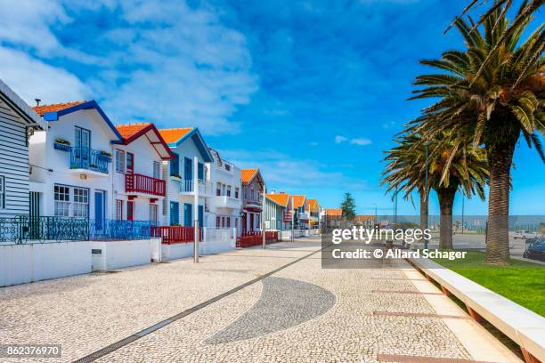 costa nova do prado portugal - distrito de aveiro fotografías e imágenes de stock