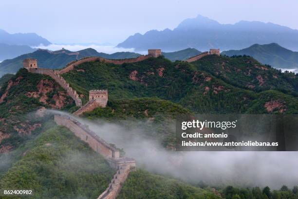 muralla china - chengde stock pictures, royalty-free photos & images