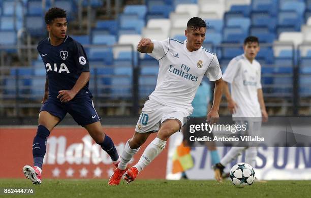 Oscar Rodriguez of Real Madrid in action during the UEFA Youth Champions League group H match between Real Madrid and Tottenham Hotspur at Estadio...