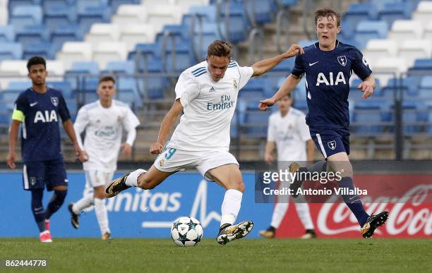 Dani Gomez of Real Madrid in action during the UEFA Youth Champions League group H match between Real Madrid and Tottenham Hotspur at Estadio Alfredo...