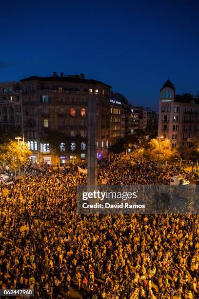 Citizens gather to protest against imprisonment of two key members of the Catalan independence movement on October 17, 2017 in Barcelona, Spain. A...