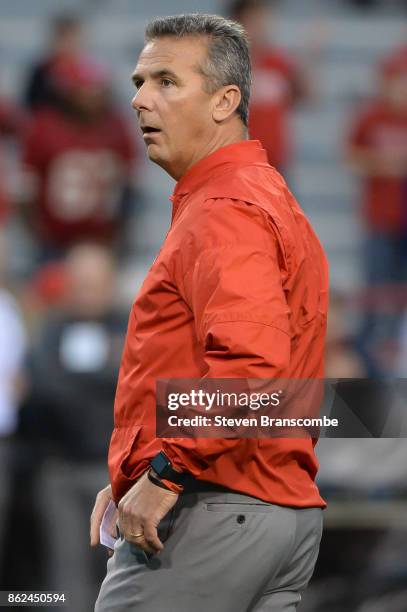 Head coach Urban Meyer of the Ohio State Buckeyes before the game against the Nebraska Cornhuskers at Memorial Stadium on October 14, 2017 in...