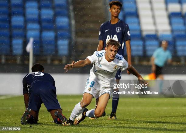 Dani Gomez of Real Madrid celebrates after scoring during the UEFA Youth Champions League group H match between Real Madrid and Tottenham Hotspur at...