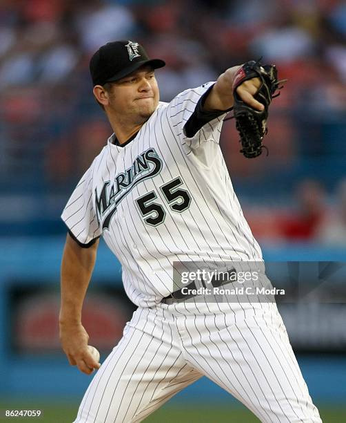 Pitcher Josh Johnson of the Florida Marlins pitches during a game against the Philadelphia Phillies at Dolphin Stadium on April 24, 2009 in Miami,...