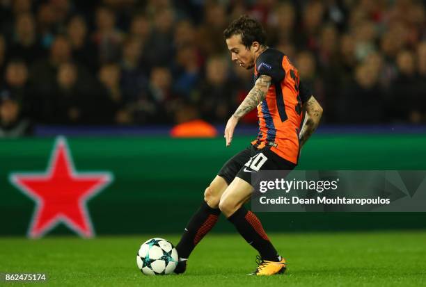 Bernard of Shakhtar Donetsk scores his sides first goal during the UEFA Champions League group F match between Feyenoord and Shakhtar Donetsk at...