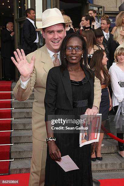 Musician Andrej Hermlin and his wife Joyce attend the 25th anniversary celebration of the Friedrichstadtpalast theatre on April 27, 2009 in Berlin,...