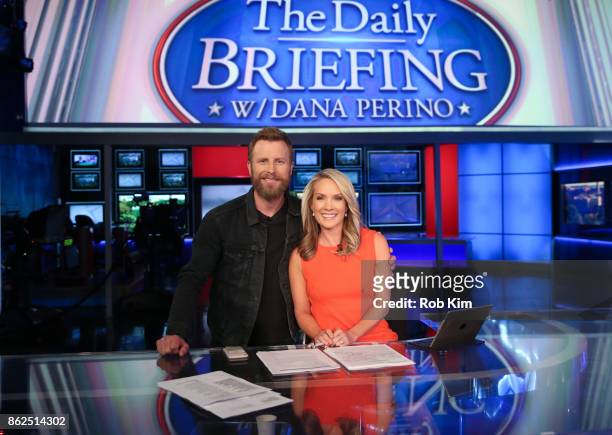 Country singer Dierks Bentley and Dana Perino of FOX News pose for a photo at FOX Studios on October 17, 2017 in New York City.