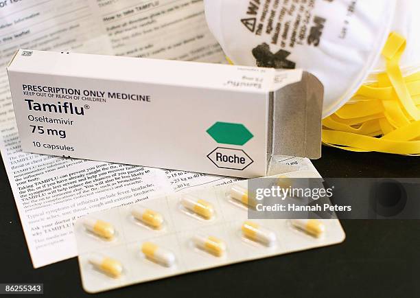 Anti-influenza virus medicine Tamiflu capsules are displayed at a City Med pharmacy on April 28, 2009 in Auckland, New Zealand. Swine Influenza Virus...