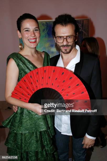 Laura Salas Redondo and galerist Lorenzo Fischi attend the "Societe des Amis du Musee d'Art Moderne de la Ville de Paris" Dinner on October 17, 2017...
