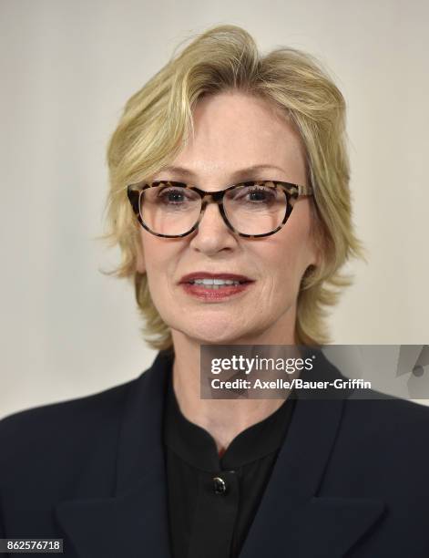 Actress Jane Lynch arrives at Hammer Museum Gala in the Garden on October 14, 2017 in Westwood, California.