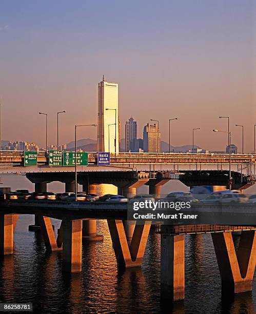 cityscape view of a city - mapo bridge stock pictures, royalty-free photos & images