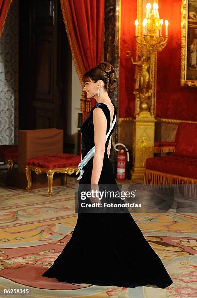 Carla Bruni Sarkozy attends a Gala Dinner honouring French President Nicolas Sarkozy, at The Royal Palace, on April 27, 2009 in Madrid, Spain.