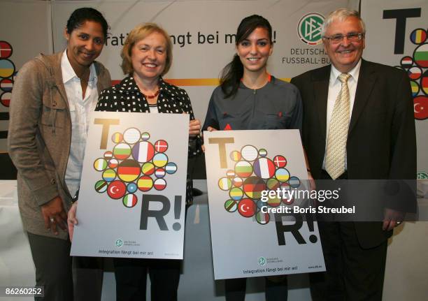 Steffi Jones, president LOC of FIFA Women�s World Cup 2011, Professor Dr. Maria Boehmer, minister of state, Sinem Turac, referee and Dr. Theo...