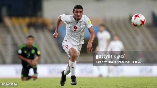 Allahyar Sayyad of Iran runs with the ball during the FIFA U-17 World Cup India 2017 Round of 16 match between Iran and Mexico at Pandit Jawaharlal...