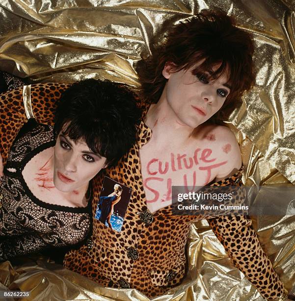 Guitarist Richey James Edwards and bassist Nicky Wire of Welsh rock group Manic Street Preachers, May 1991.