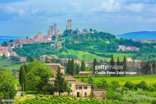 san gimignano in tuscany, italy - san gimignano stock pictures, royalty-free photos & images