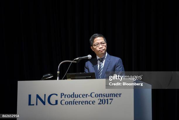 Tran Tuan Anh, Vietnam's minister of industry and trade, pauses during the LNG Producer-Consumer Conference 2017 in Tokyo, Japan, on Wednesday, Oct....