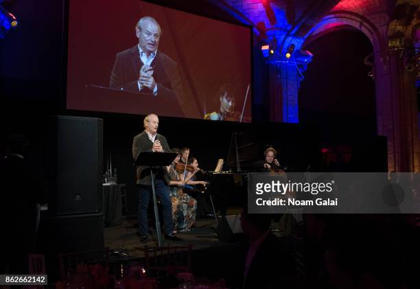 Bill Murray performs during the T.J. Martell 42nd Annual New York Honors Gala at Guastavino's on October 17, 2017 in New York City.