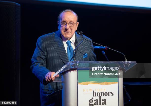 Clive Davis speaks at the T.J. Martell 42nd Annual New York Honors Gala at Guastavino's on October 17, 2017 in New York City.