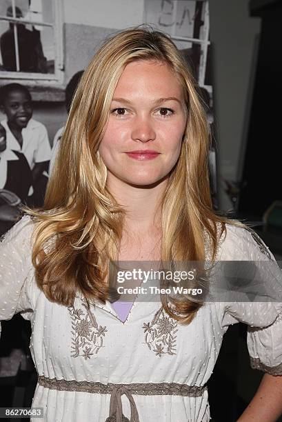 Actress Julia Stiles attends the Ubuntu 10 Year Anniversary Gala at Terminal 5 on April 28, 2009 in New York City.