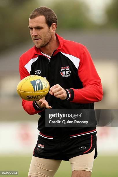 Steven King of the Saints handballs during a St Kilda Saints AFL training session at Linen House Oval on April 29, 2009 in Melbourne, Australia.