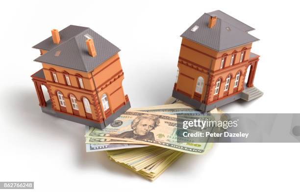 half house,divorce settlement, subprime market - alimony imagens e fotografias de stock