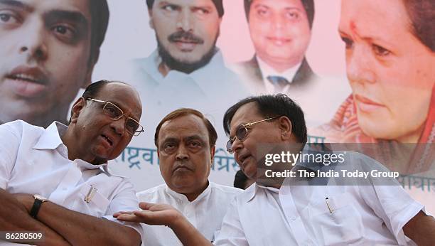 Murli Rao 118 Sharad Rao Stock Photos, High-Res Pictures, and Images - Getty Images