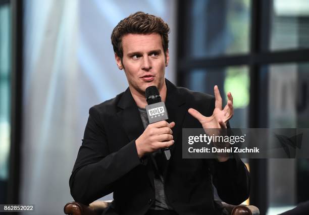 Jonathan Groff attends the Build Series to discuss his show 'Mindhunter' at Build Studio on October 18, 2017 in New York City.