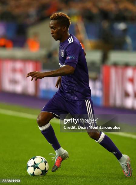 Henry Onyekuru of RSC Anderlecht in action during the UEFA Champions League group B match between RSC Anderlecht and Paris Saint-Germain at Constant...