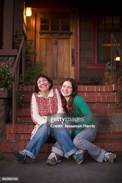 portrait of mother and daughter - jessamyn harris stock pictures, royalty-free photos & images