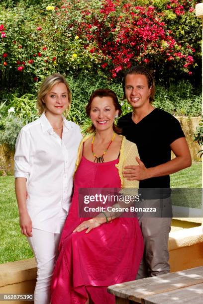 Actor Stacy Keach's family: wife Malgosia Tomassi and children Shannon and Karolina, photographed at home on April 28 in Los Angeles, California.