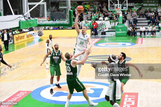 Erik Murphy of Nanterre during the Basketball Champions League match between Nanterre 92 and Sidigas Avellino on October 18, 2017 in Nanterre, France.